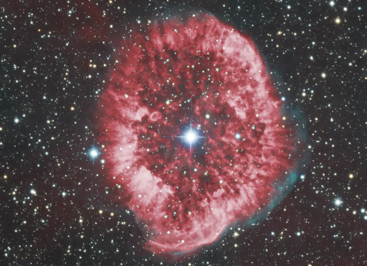 Close up of WR 40 star inside the RCW 58 region