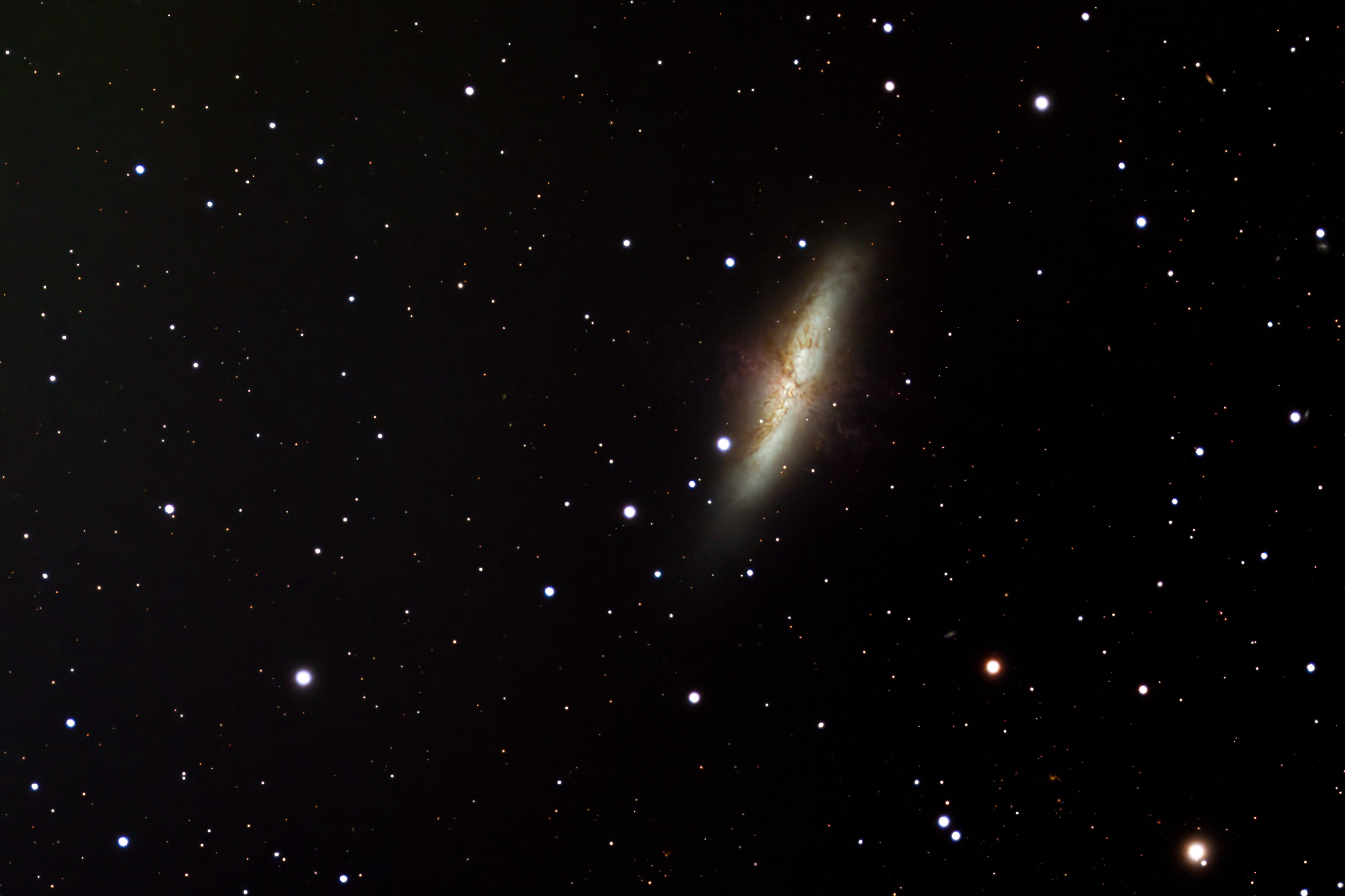 M82 cigar galaxy close up