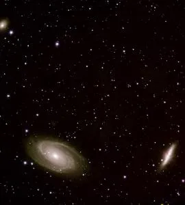 M81 galaxy taken with the Founder Optics FOT106 ED 106mm f/6 Triplet Apo Refractor Telescope 2600MM LRGBSHO 5 minX5 each Richard Harris