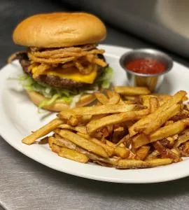 Onion straw burger with hand-cut fries