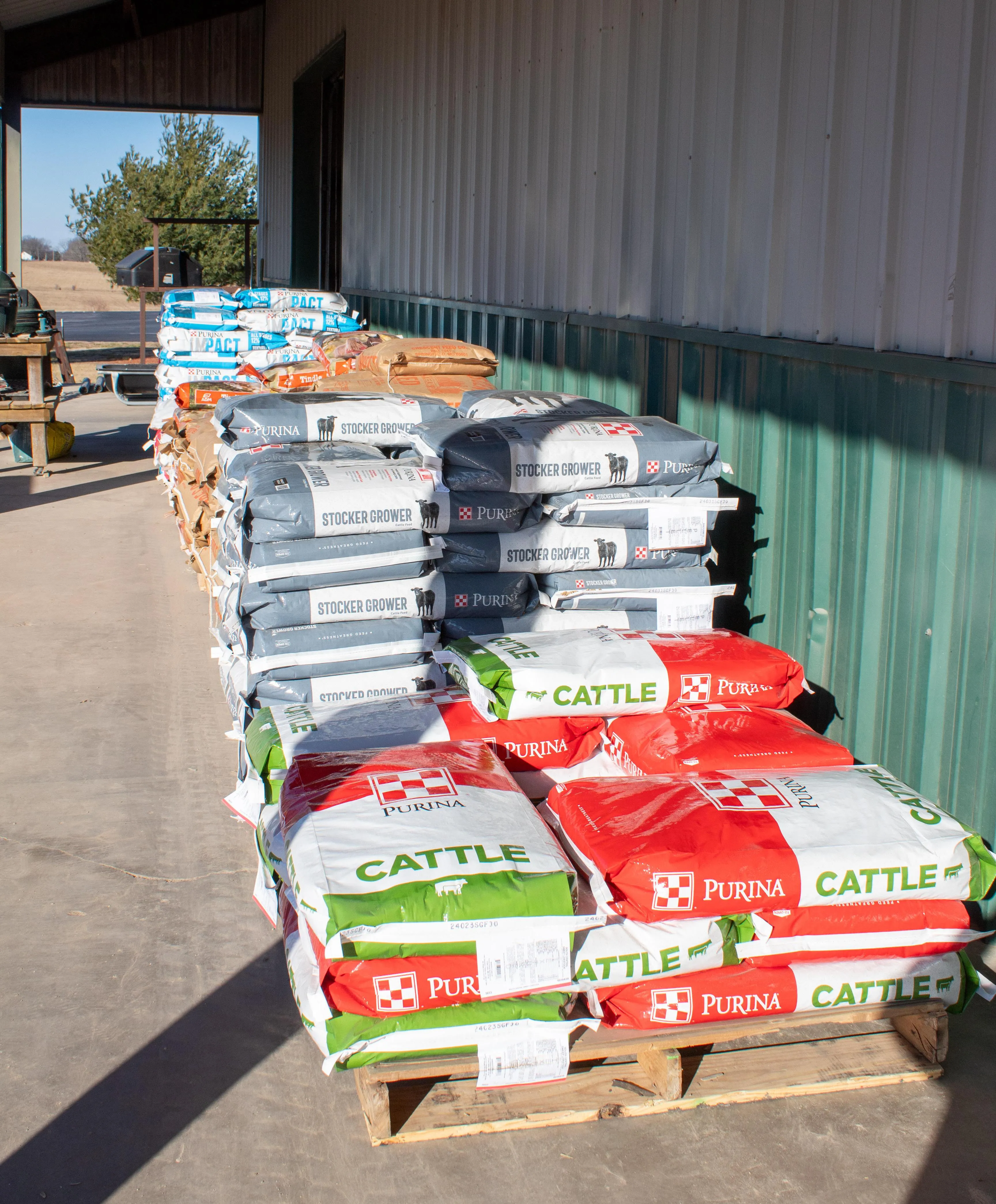 Hills Feed and More Products