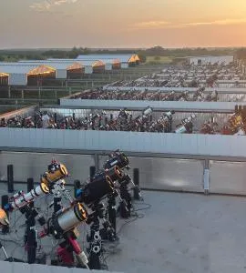 Advanced roll-off-roof facility